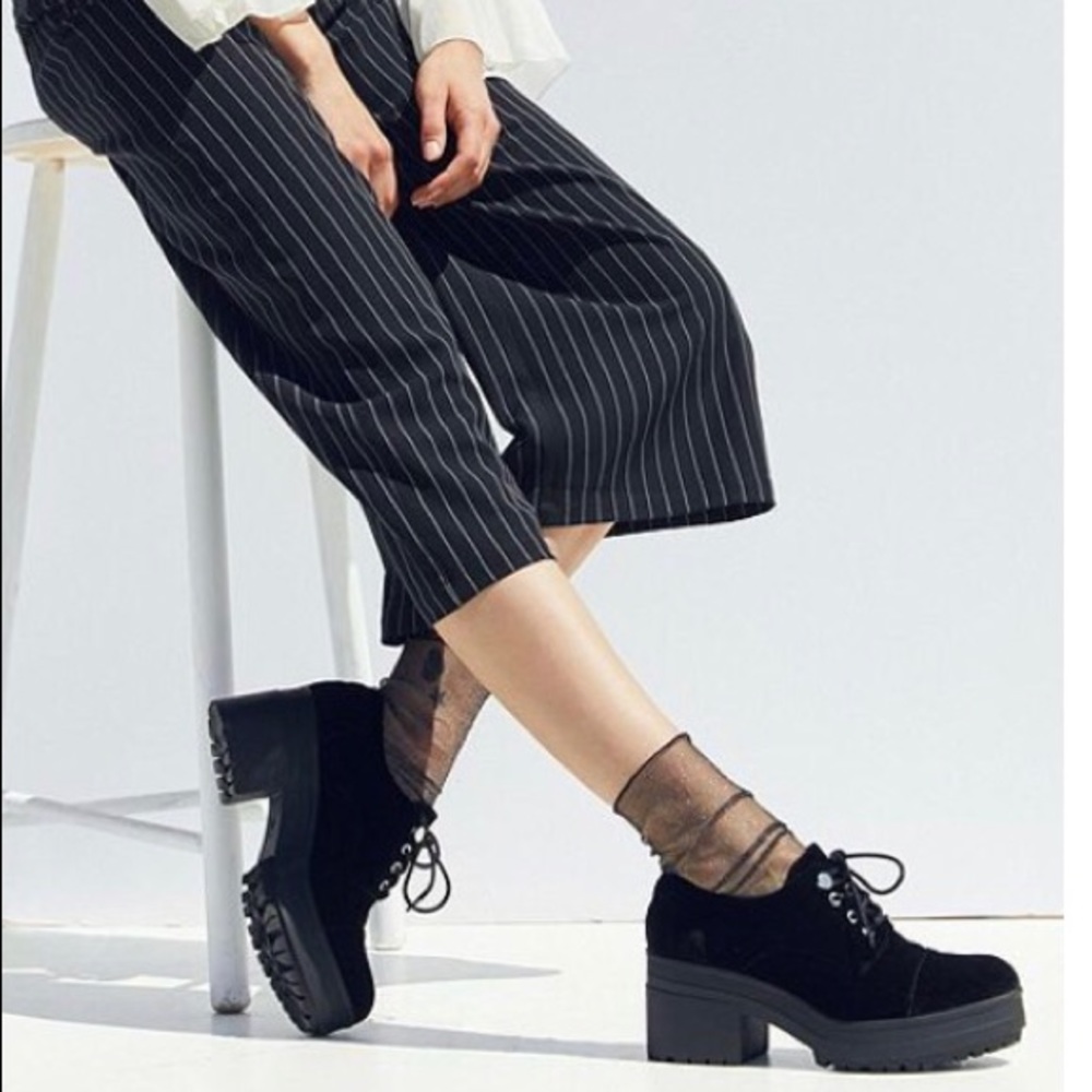 Sadie Velvet Bubble Toe Oxford